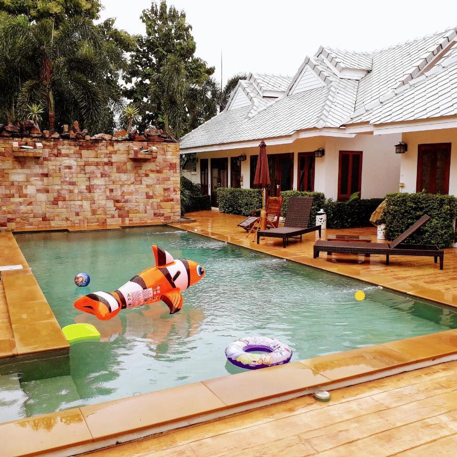 Rungnara Pool Villa Сан Саи Экстерьер фото